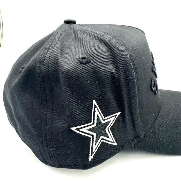 New black on black Dallas Cowboys True Brvnd Black tonal SnapBack hat ball cap - Picture 5 of 8